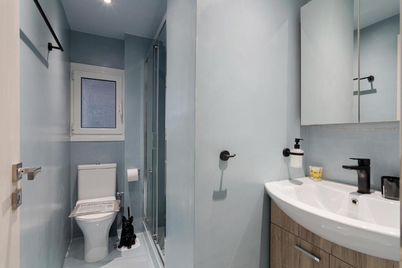 Wonderful Renovated Apartment With Private Patio Athene Buitenkant foto